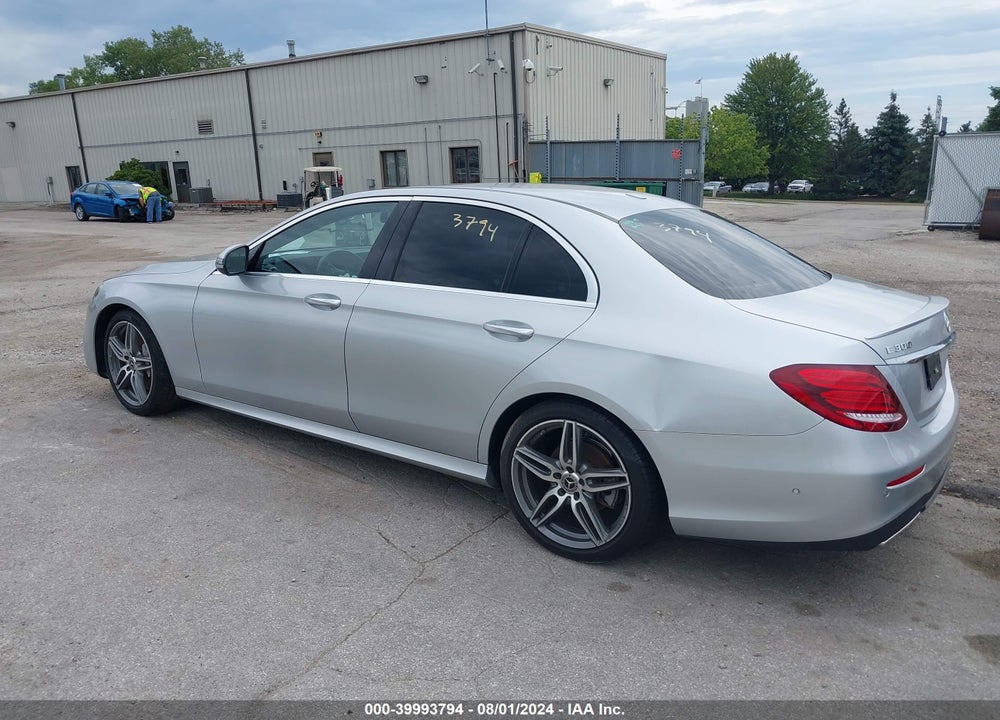 2018 MERCEDES-BENZ E 300 VIN: WDDZF4JB5JA340761