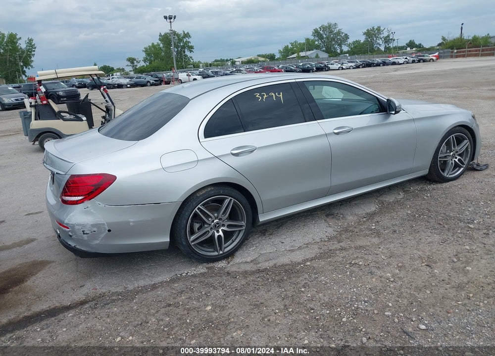 2018 MERCEDES-BENZ E 300 VIN: WDDZF4JB5JA340761