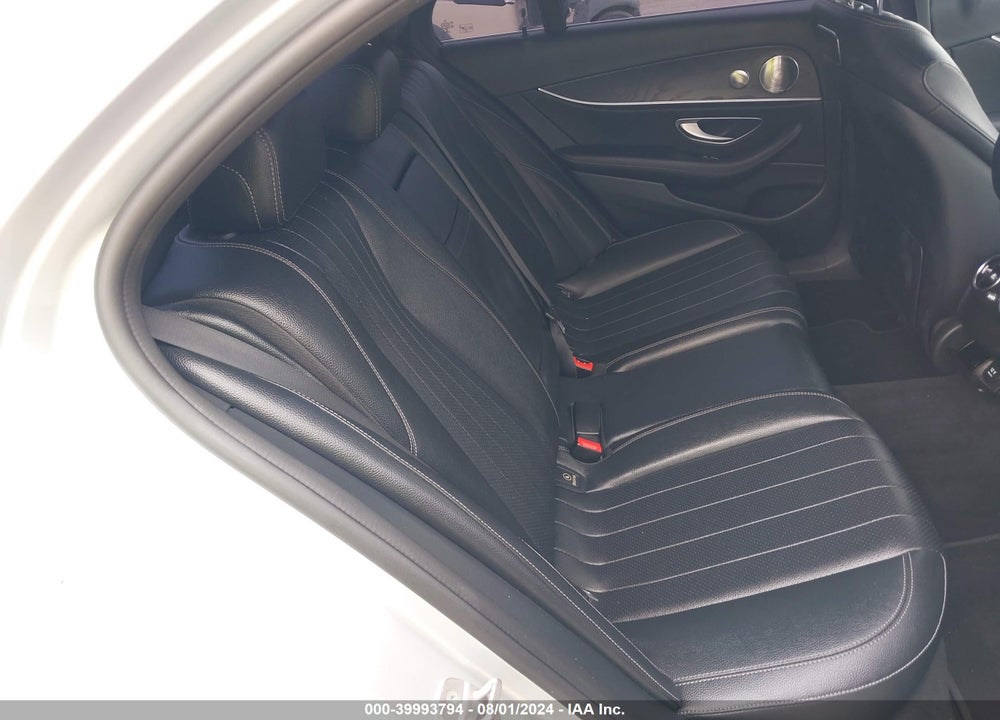2018 MERCEDES-BENZ E 300 VIN: WDDZF4JB5JA340761