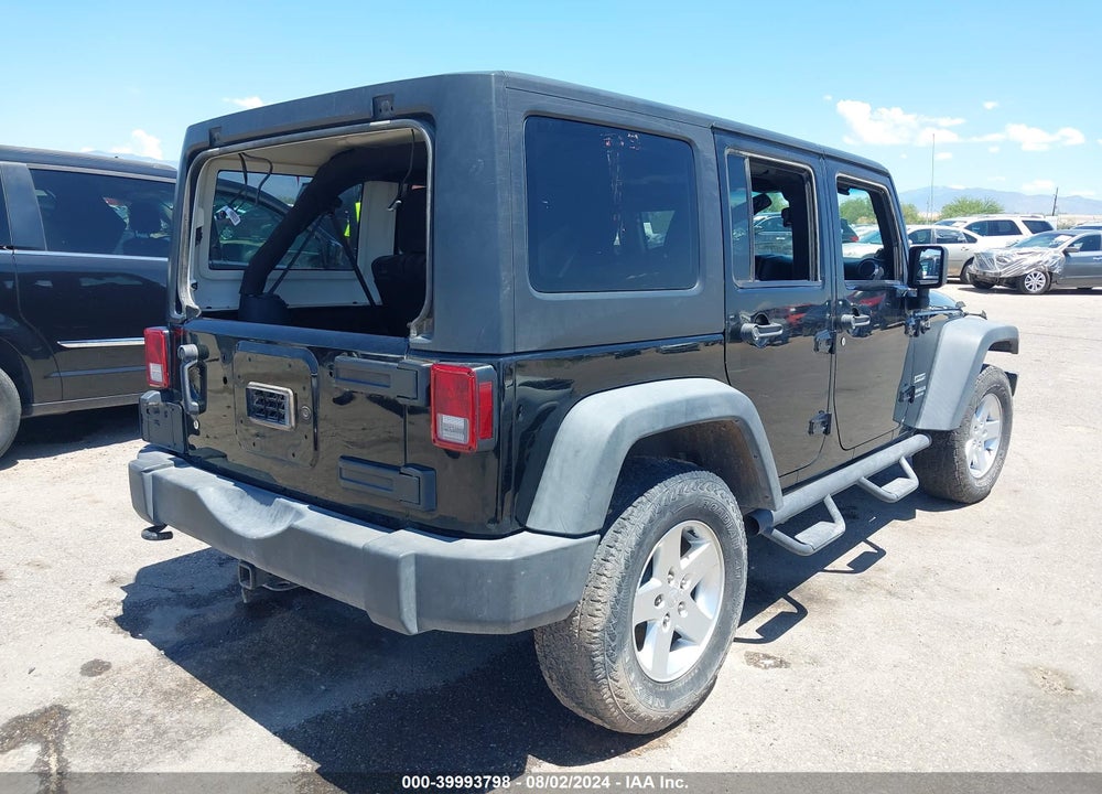 2014 JEEP WRANGLER UNLIMITED SPORT VIN: 1C4BJWDG3EL194075