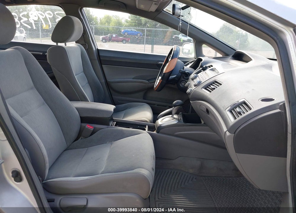 2011 HONDA CIVIC LX VIN: 19XFA1F58BE006106