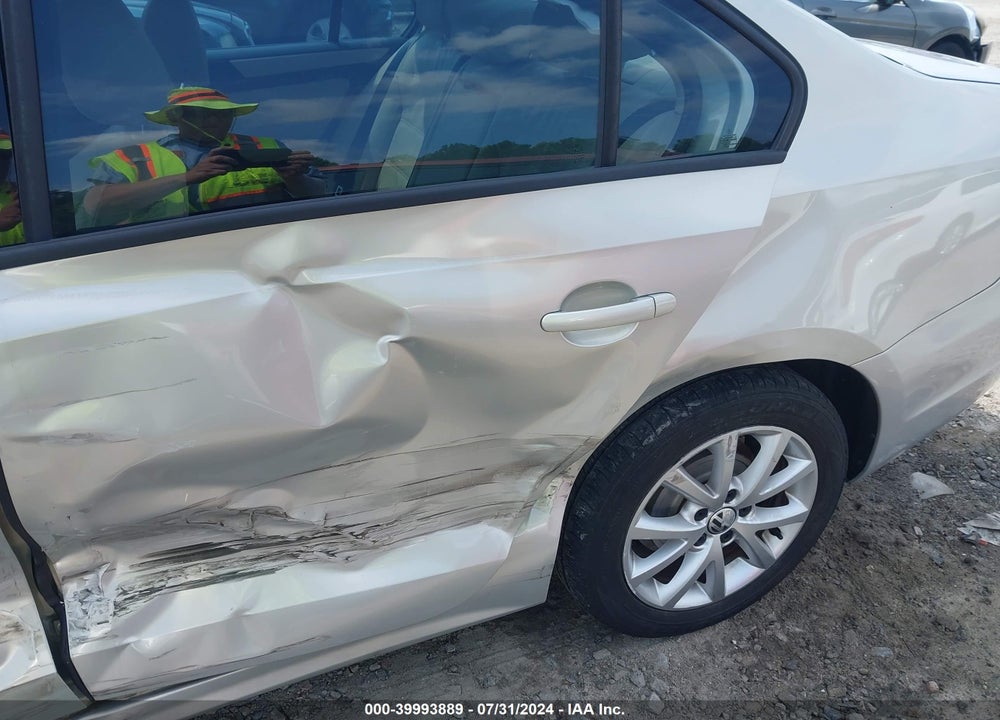 2012 VOLKSWAGEN JETTA 2.5L SE VIN: 3VWDP7AJXCM302133