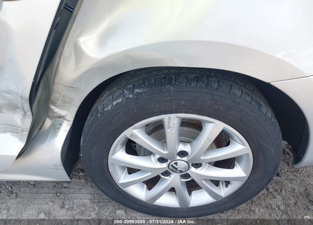 2012 VOLKSWAGEN JETTA 2.5L SE VIN: 3VWDP7AJXCM302133