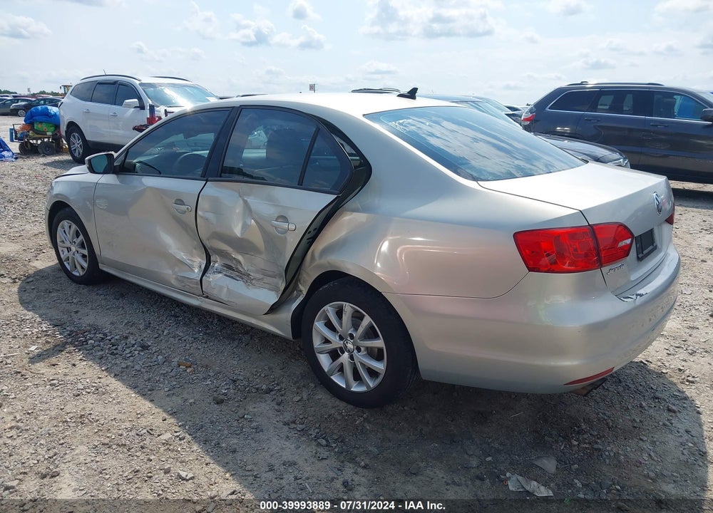 2012 VOLKSWAGEN JETTA 2.5L SE VIN: 3VWDP7AJXCM302133