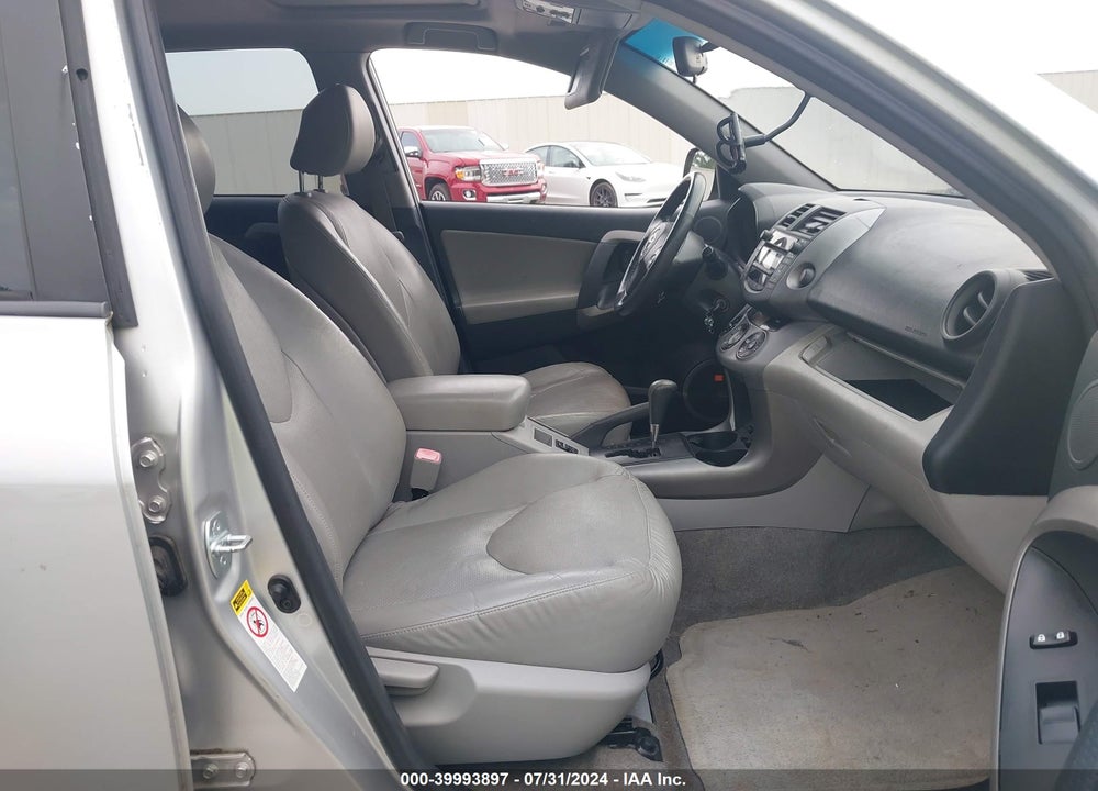 2008 TOYOTA RAV4 LIMITED VIN: JTMZD31V186073071
