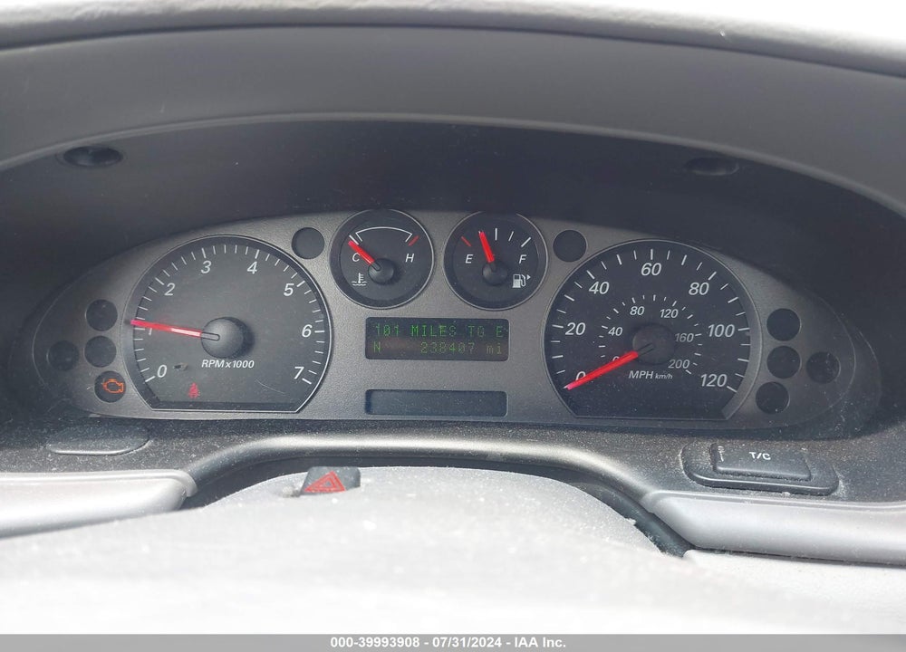 2007 FORD TAURUS SEL VIN: 1FAHP56U07A138346