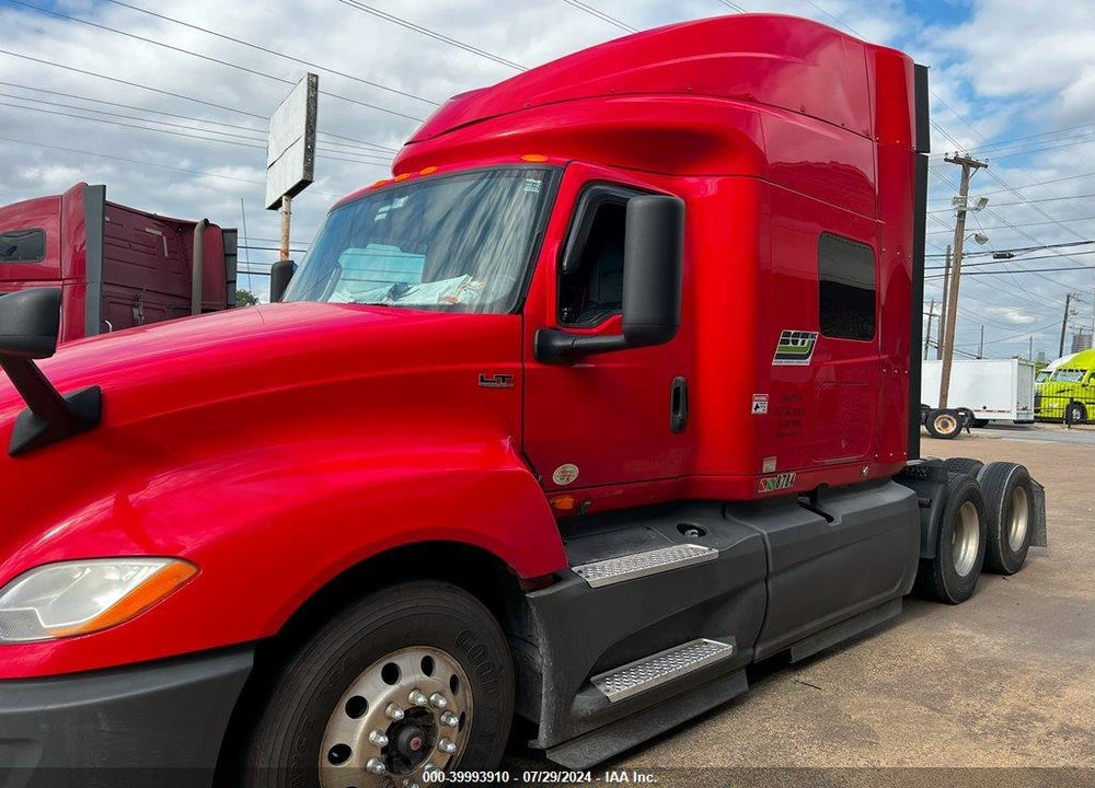 2018 INTERNATIONAL LT VIN: 3HSDZAPR6JN471295