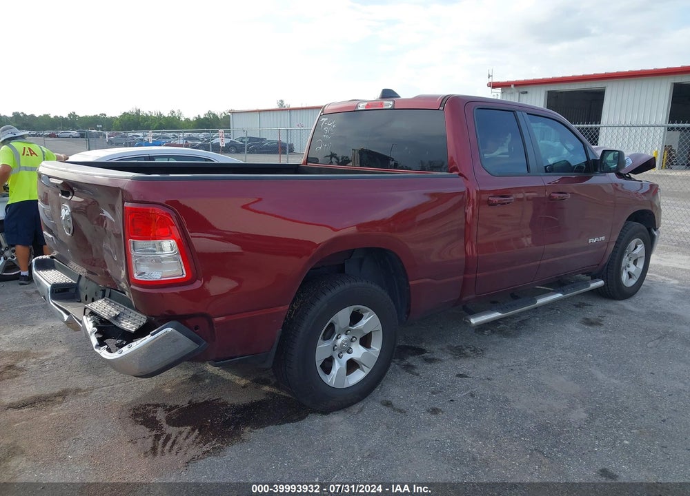 2021 RAM 1500 BIG HORN QUAD CAB 4X2 6'4 BOX VIN: 1C6RREBT3MN712410