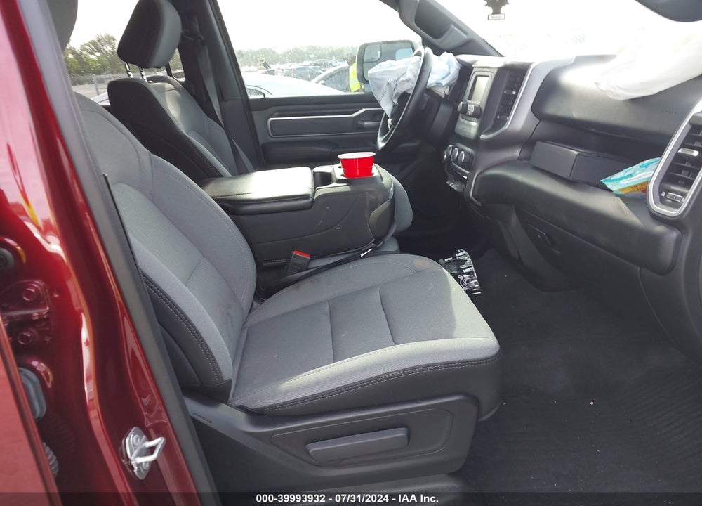 2021 RAM 1500 BIG HORN QUAD CAB 4X2 6'4 BOX VIN: 1C6RREBT3MN712410