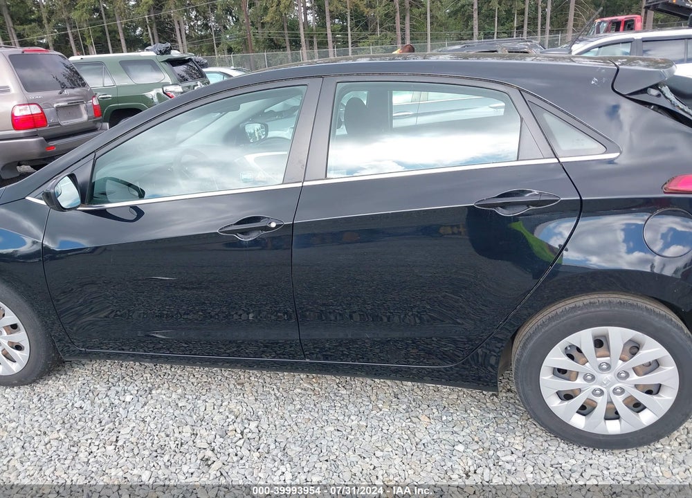 2016 HYUNDAI ELANTRA GT VIN: KMHD35LHXGU271363