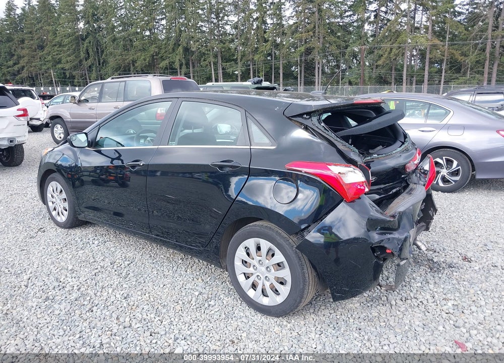 2016 HYUNDAI ELANTRA GT VIN: KMHD35LHXGU271363