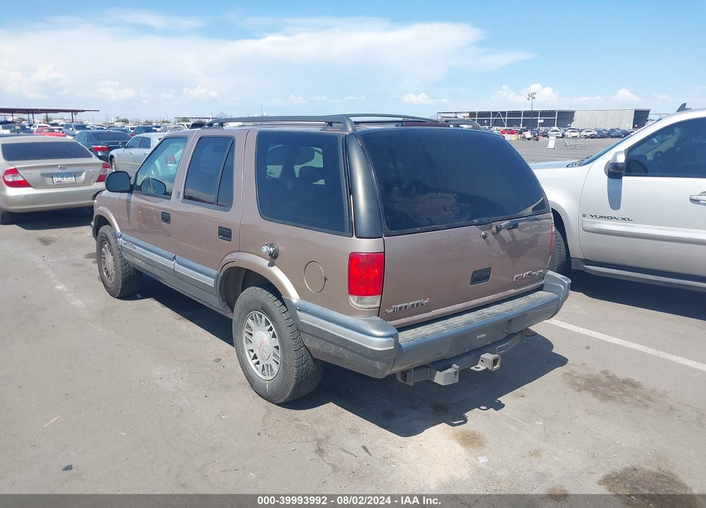 1997 GMC JIMMY SLS VIN: 1GKDT13W4V2551711
