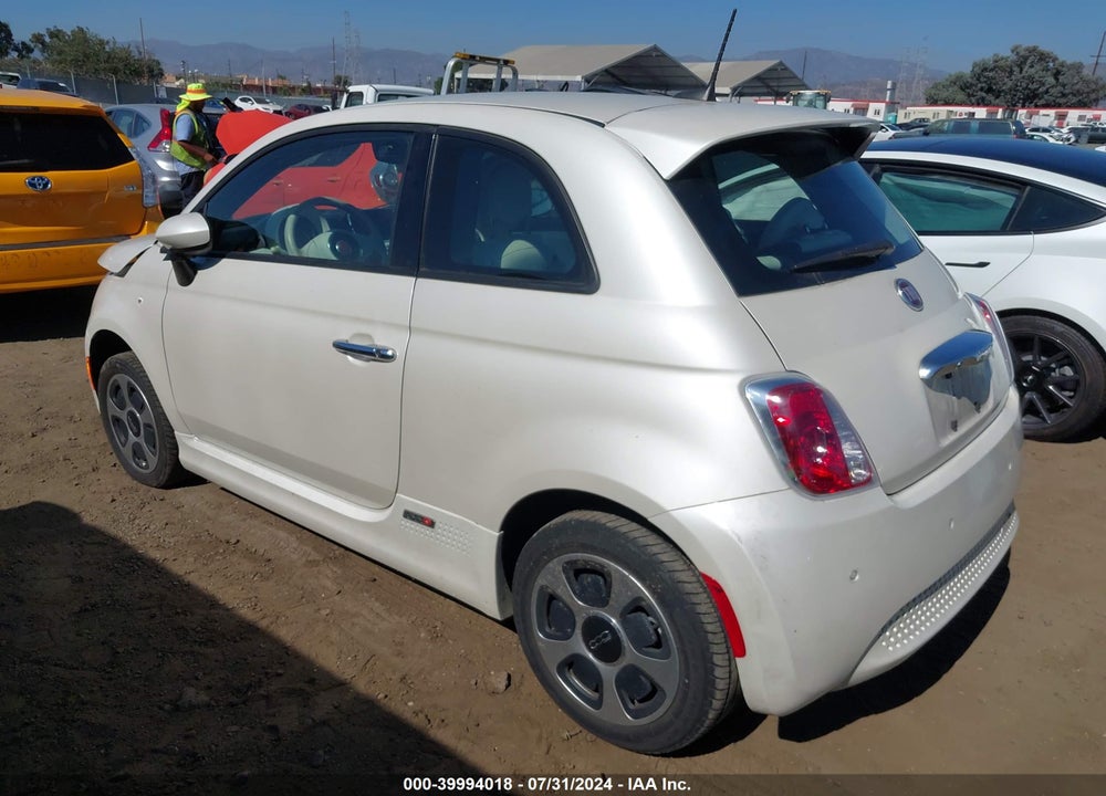 2018 FIAT 500E BATTERY ELECTRIC VIN: 3C3CFFGE8JT466784