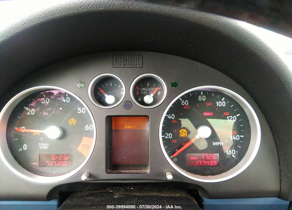 2001 AUDI TT VIN: TRUWT28N711003850