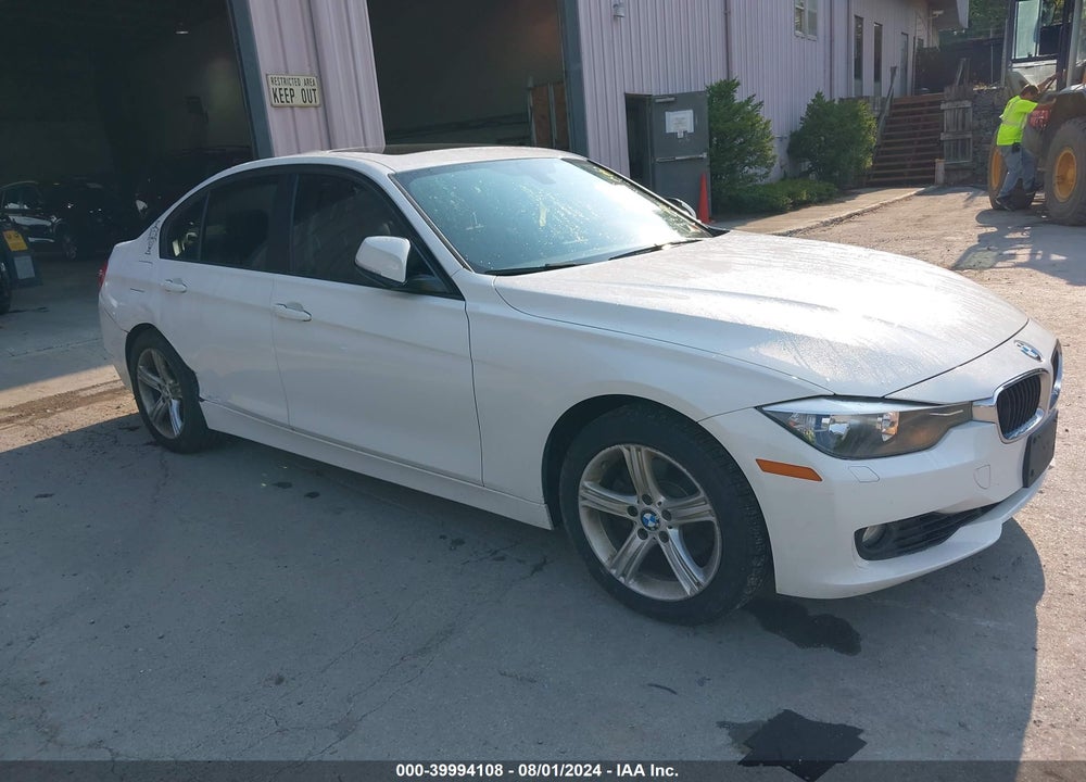 2013 BMW 328I XDRIVE VIN: WBA3B3C58DJ698290