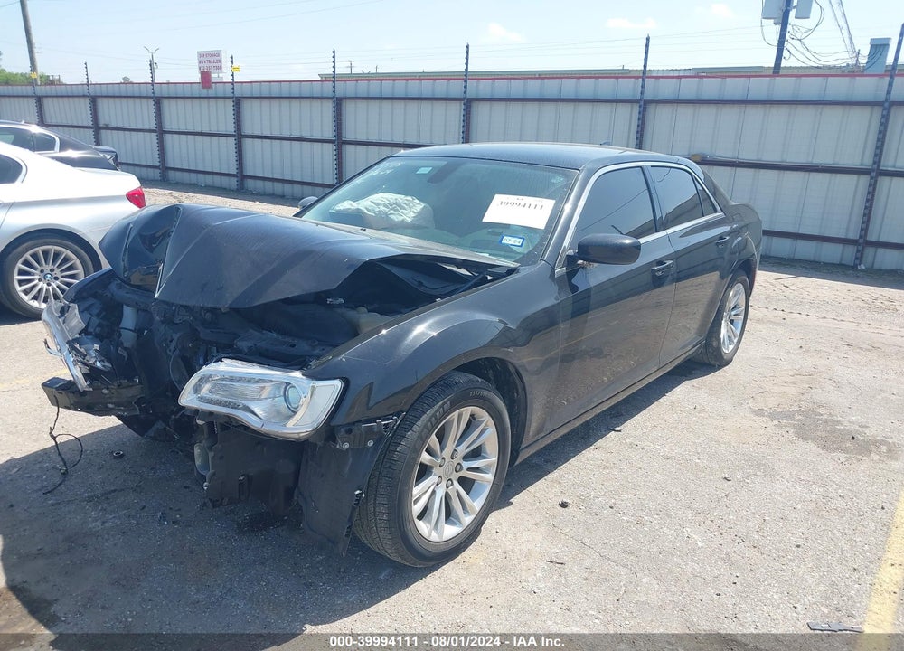 2018 CHRYSLER 300 TOURING VIN: 2C3CCAAG0JH320376