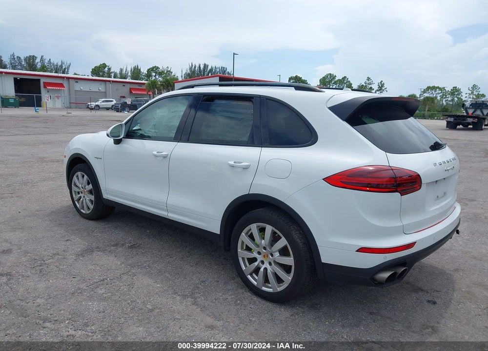 2016 PORSCHE CAYENNE E-HYBRID S VIN: WP1AE2A22GLA62752