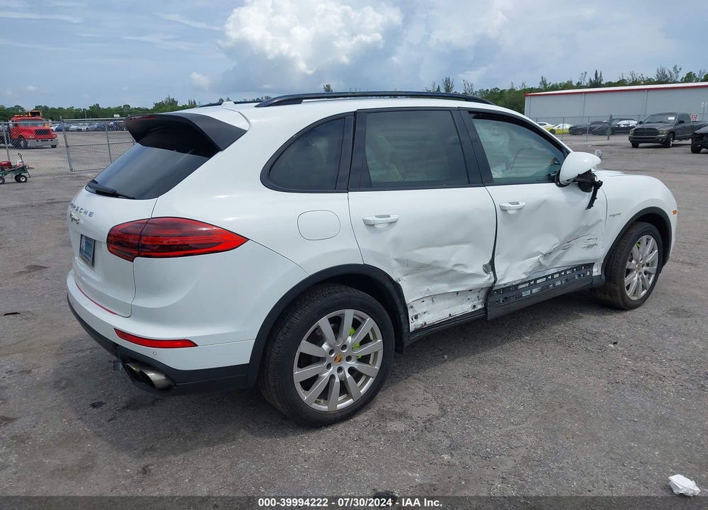 2016 PORSCHE CAYENNE E-HYBRID S VIN: WP1AE2A22GLA62752