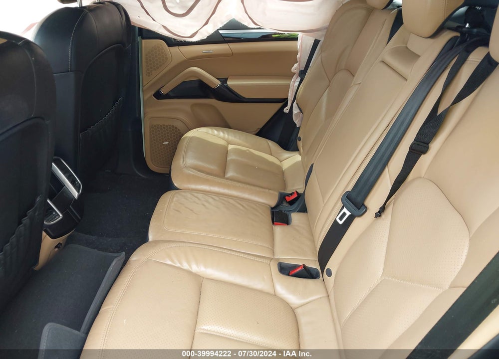 2016 PORSCHE CAYENNE E-HYBRID S VIN: WP1AE2A22GLA62752