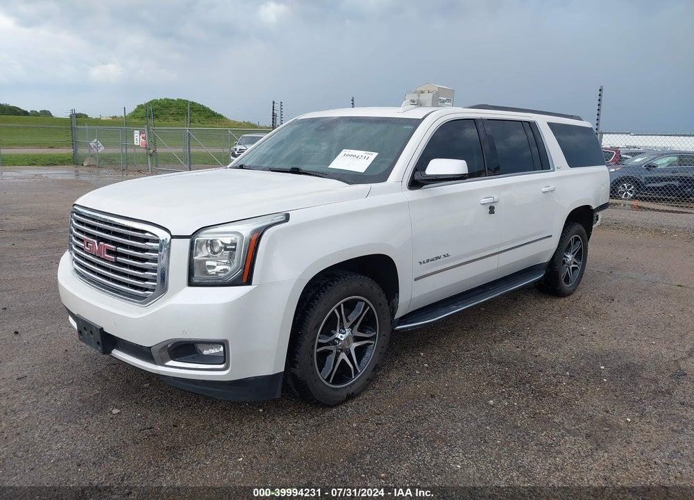 2017 GMC YUKON XL SLT VIN: 1GKS2GKCXHR332381