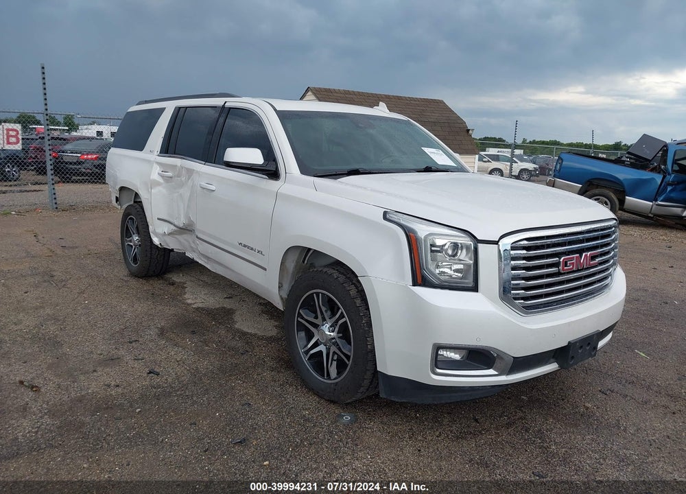 2017 GMC YUKON XL SLT VIN: 1GKS2GKCXHR332381