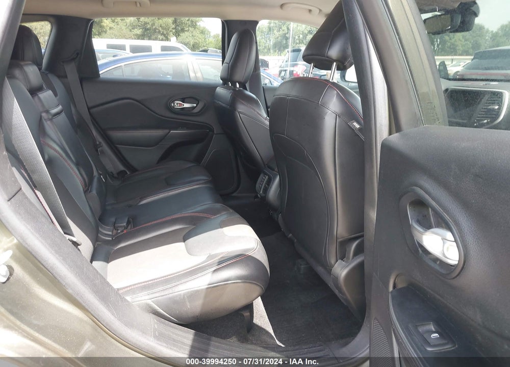 2016 JEEP CHEROKEE TRAILHAWK VIN: 1C4PJMBS2GW156324