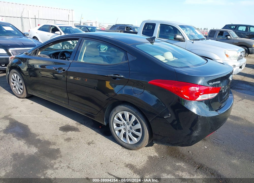 2013 HYUNDAI ELANTRA GLS VIN: 5NPDH4AE2DH225931