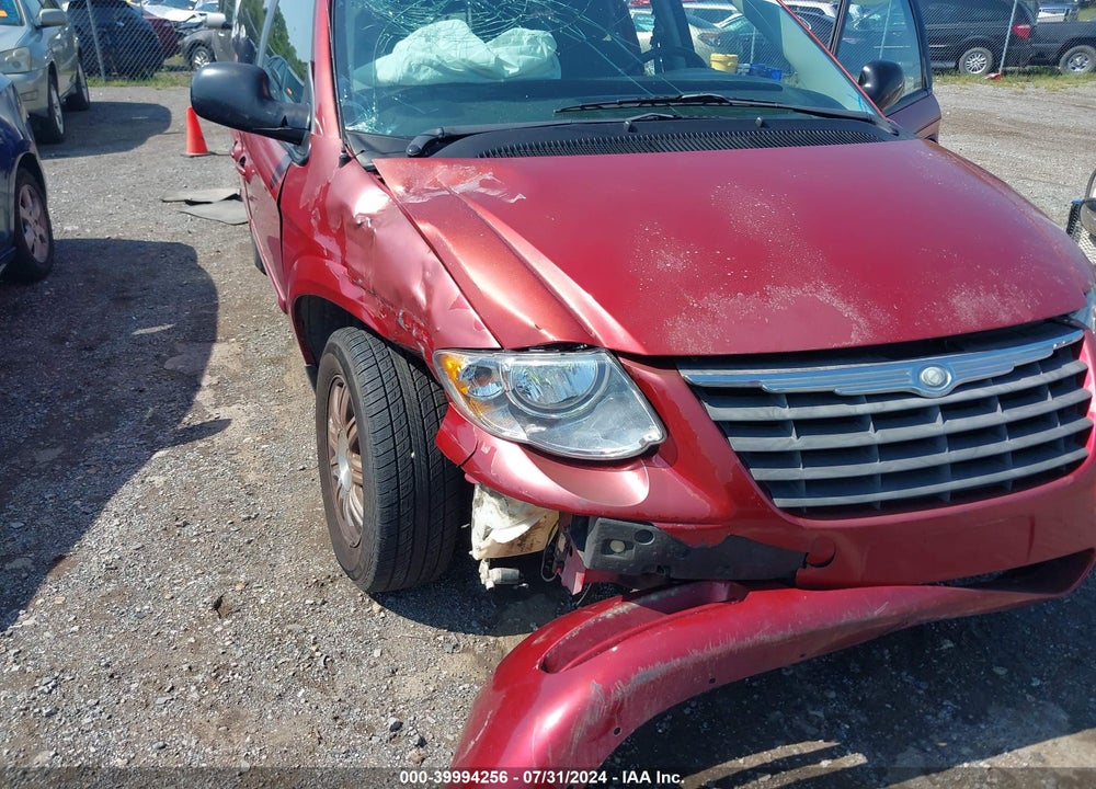 2005 CHRYSLER TOWN & COUNTRY TOURING VIN: 2C4GP54L05R587101