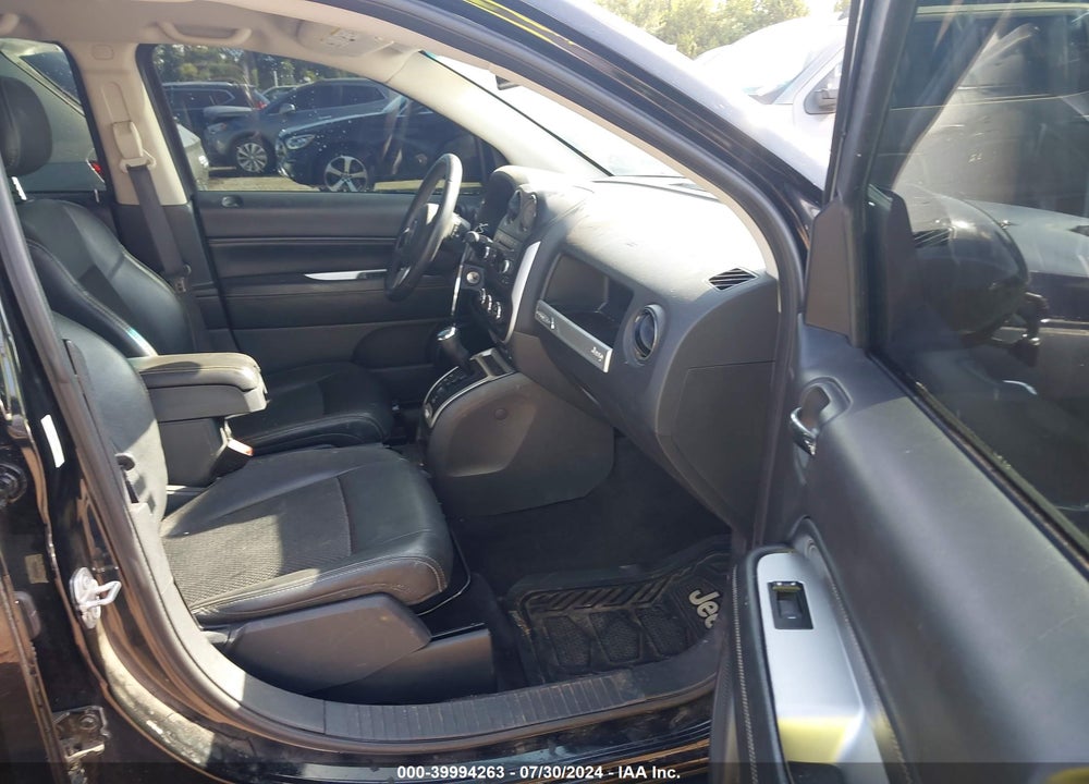 2017 JEEP COMPASS VIN: 1C4NJCEB6HD163044