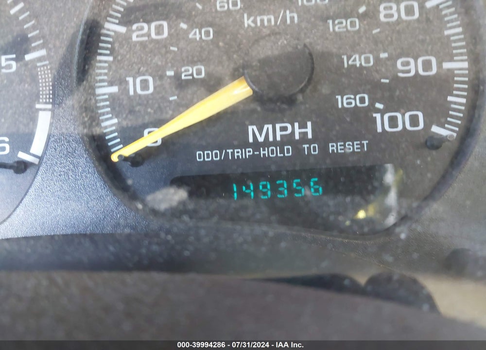 2000 CHEVROLET S-10 LS VIN: 1GCCS19W8Y8266061