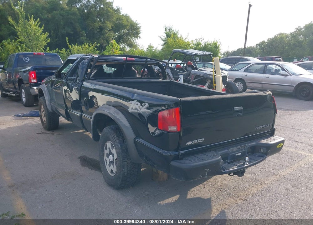 1999 CHEVROLET S-10 LS VIN: 1GCCT19W9X8171195