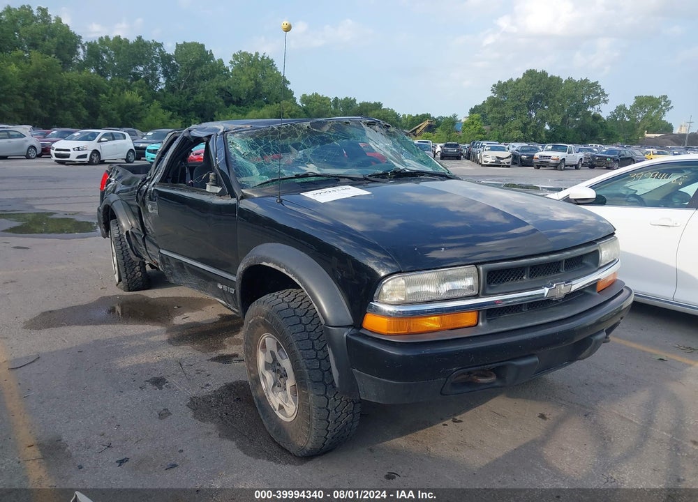 1999 CHEVROLET S-10 LS VIN: 1GCCT19W9X8171195