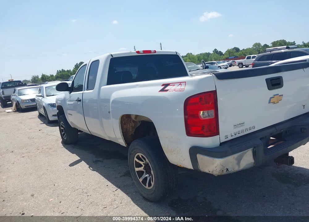 2007 CHEVROLET SILVERADO 2500HD WORK TRUCK VIN: 1GCHK29K27E549063