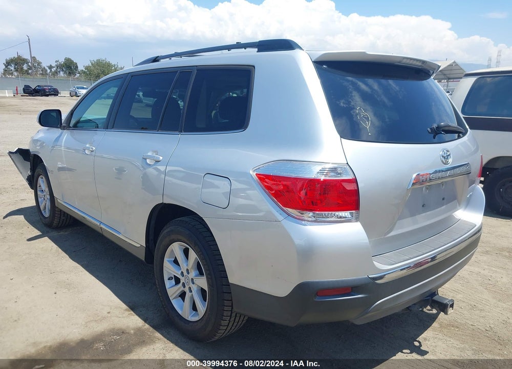 2011 TOYOTA HIGHLANDER SE V6 VIN: 5TDBK3EH8BS042998