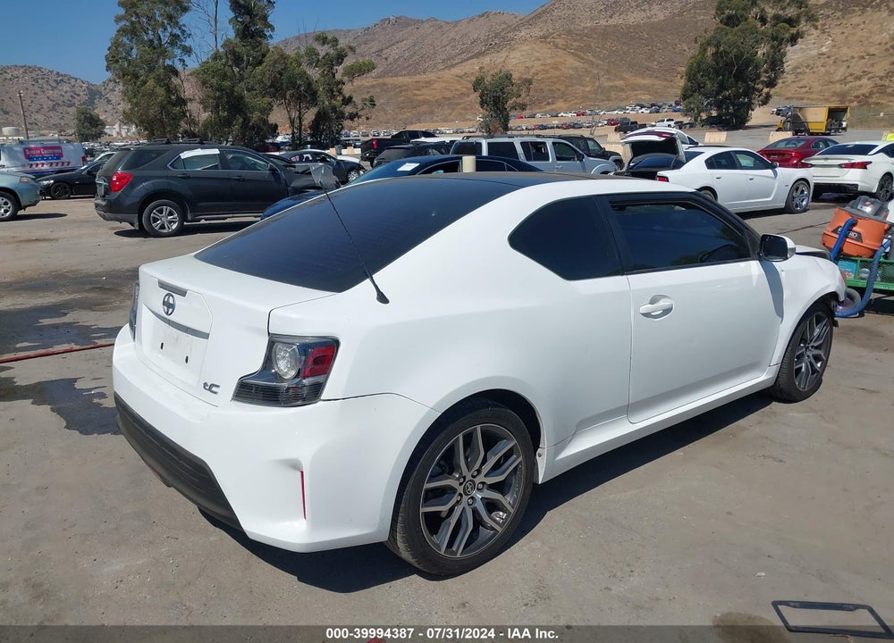 2014 SCION TC VIN: JTKJF5C70E3077572