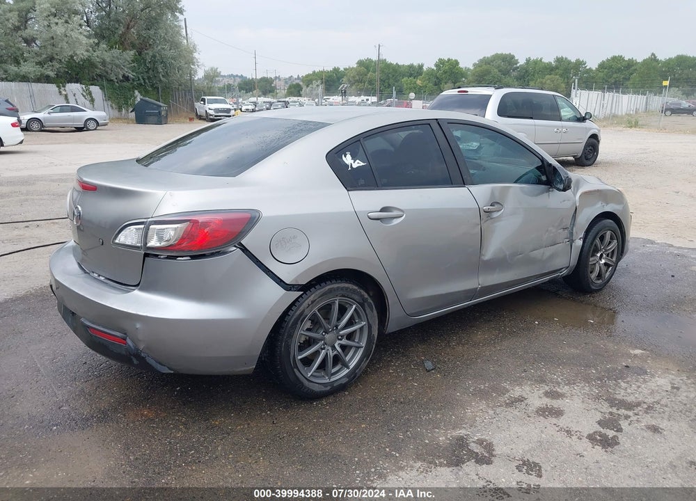 2010 MAZDA 3 I SPORT VIN: JM1BL1SG8A1275322