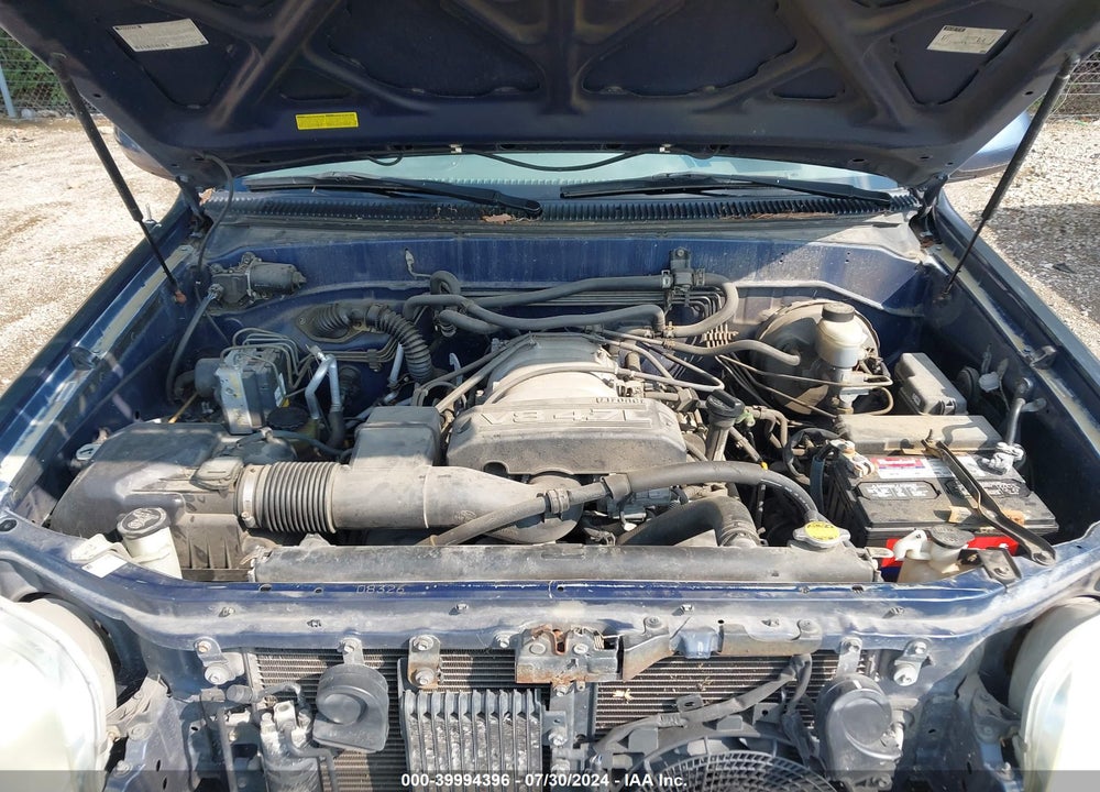 2002 TOYOTA SEQUOIA SR5 V8 VIN: 5TDZT34A02S083514