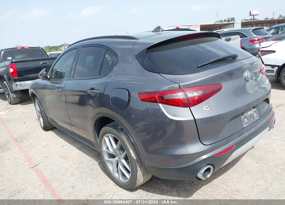 2018 ALFA ROMEO STELVIO TI SPORT AWD VIN: ZASFAKNN1J7B68060