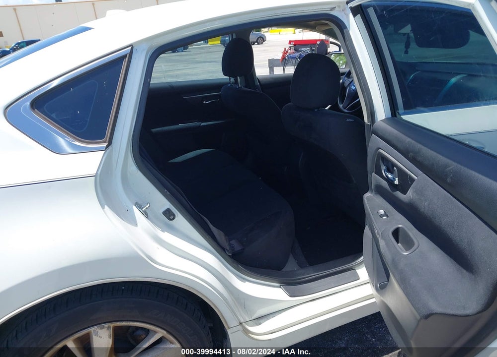 2015 NISSAN ALTIMA VIN: 1N4AL3AP2FC196271