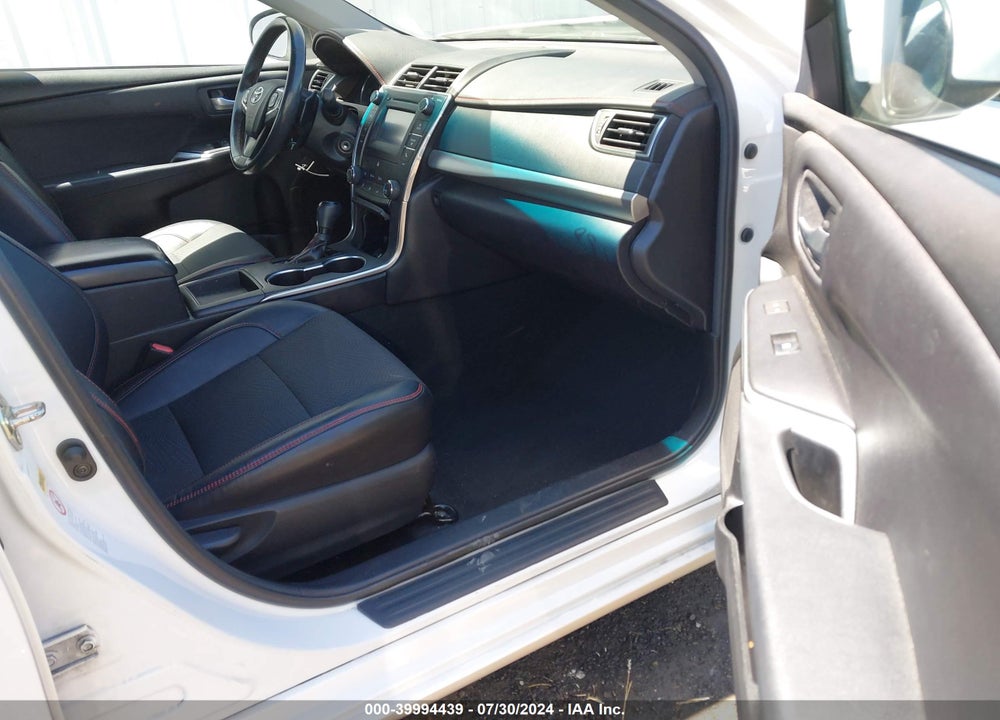 2017 TOYOTA CAMRY SE VIN: 4T1BF1FK5HU403168
