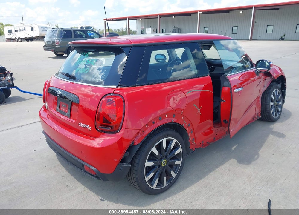 2024 MINI SE HARDTOP VIN: WMW13DJ00R2V09781
