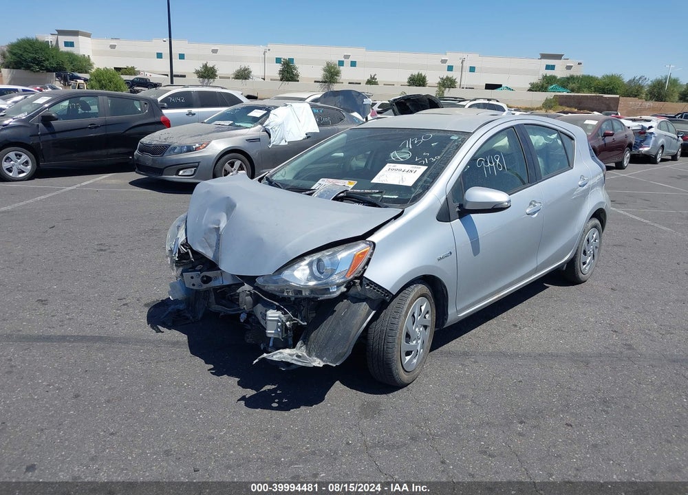 2016 TOYOTA PRIUS C TWO VIN: JTDKDTB3XG1133200