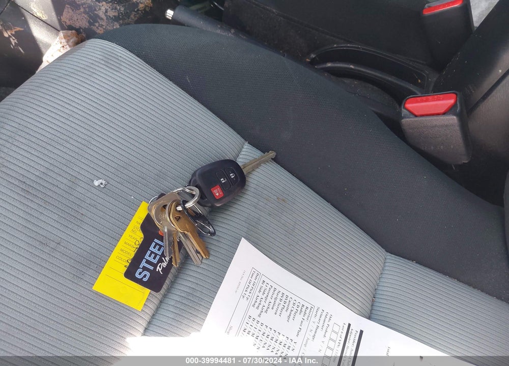 2016 TOYOTA PRIUS C TWO VIN: JTDKDTB3XG1133200