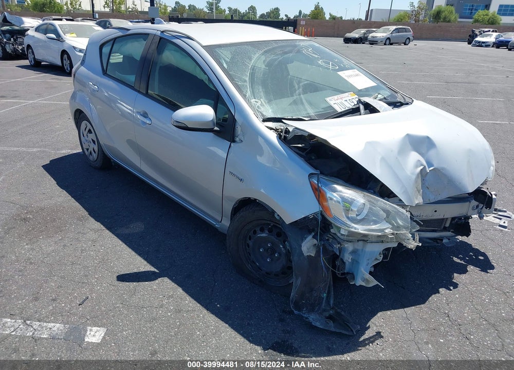 2016 TOYOTA PRIUS C TWO VIN: JTDKDTB3XG1133200