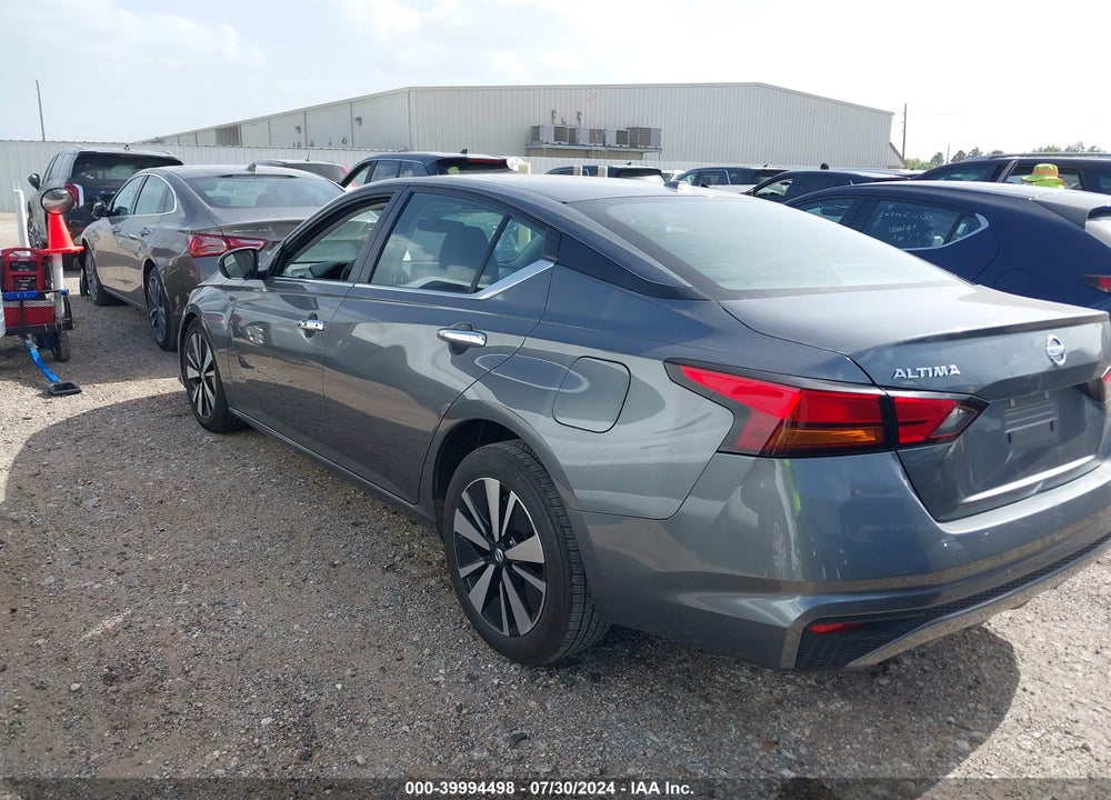 2022 NISSAN ALTIMA SV FWD VIN: 1N4BL4DV1NN395092