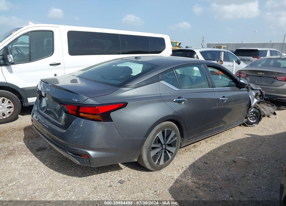 2022 NISSAN ALTIMA SV FWD VIN: 1N4BL4DV1NN395092