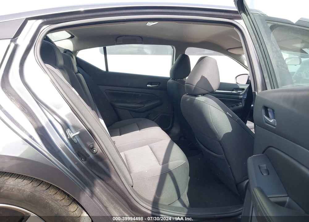 2022 NISSAN ALTIMA SV FWD VIN: 1N4BL4DV1NN395092