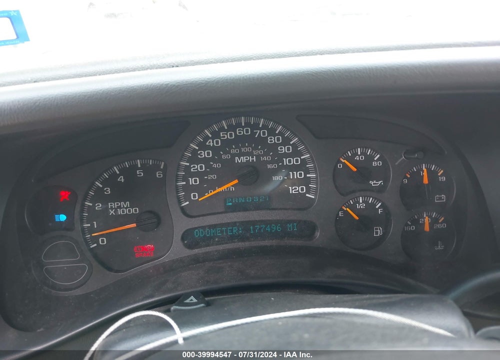 2004 CHEVROLET SUBURBAN 1500 LT VIN: 3GNEC16Z34G155062
