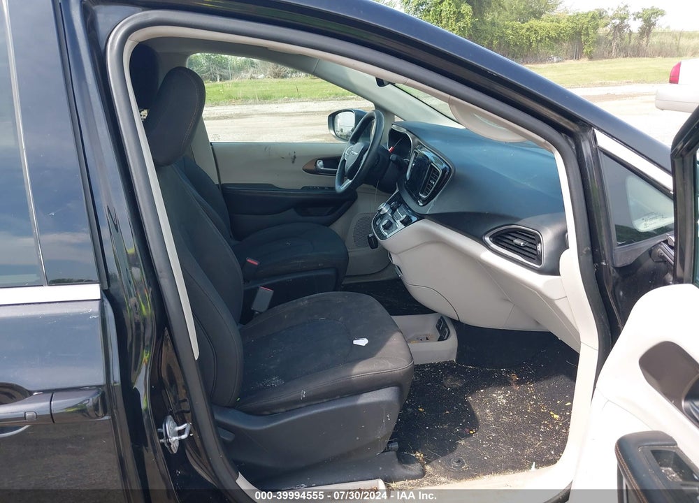 2017 CHRYSLER PACIFICA TOURING VIN: 2C4RC1DG4HR516780