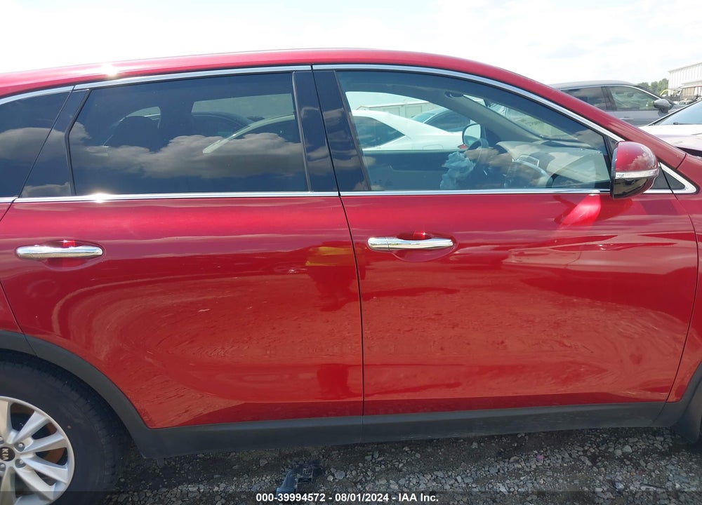 2019 KIA SORENTO 2.4L LX VIN: 5XYPG4A3XKG501646